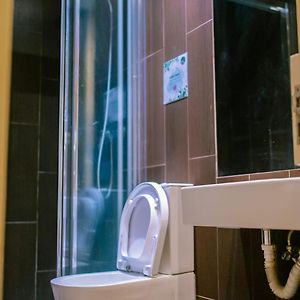 Camera solo per donne comune